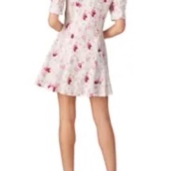 Chelsey and Walker Rent the Runway Floral button front dress pink sz2 $400… - Picture 7 of 9